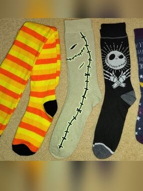 4 Pairs Halloween Socks NWOT